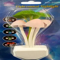 Ночник LED в розетку с датчиком освещения Грибочки / Розы (меняет цвет) XG-2340 - 1