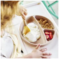 Тарелка детская MinikOiOi Portions секционная Mellow Yellow (101050006) - Изображение 6