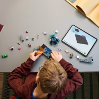 Конструктор LEGO Minecraft Зустріч із Захисником (21274) - Image 9