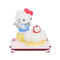 Фігурка Pop Top сюрприз Hello Kitty Яблучний воркшоп (24WH-007) - 2