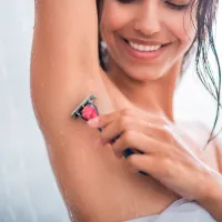 Бритва Bic Click 3 Soleil Sensitive з 2 змінними картриджами (3086123644953) - 6