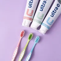 Зубна щітка Fesco Expert Clean Extra Soft Жовта 1 шт. + Зелена 1 шт. (4820204702328) - 4