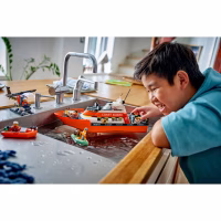 Конструктор LEGO City Спасательный катер и вертолет береговой охраны (60504) - Image 9
