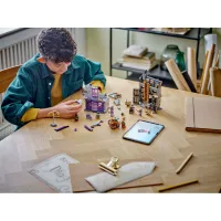 Конструктор LEGO Harry Potter Крамниці Олівандера й мантій від Мадам Малкін (76439) - 11