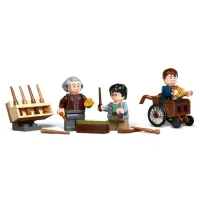 Конструктор LEGO Harry Potter Крамниці Олівандера й мантій від Мадам Малкін (76439) - 6