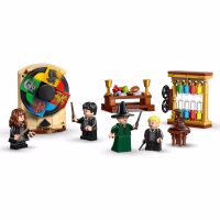 Конструктор LEGO Harry Potter Замок Хогвартс: Церемония распределения по факультетам (76460) - Image 3