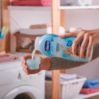 Кондиціонер для білизни Chicco Sensitive Sweet Talcum пом'якшувач тканин 750 мл (8058664103126) - 3