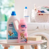Гель для прання Chicco Sensitive для дитячих речей 1.5 л (8058664122325) - 7
