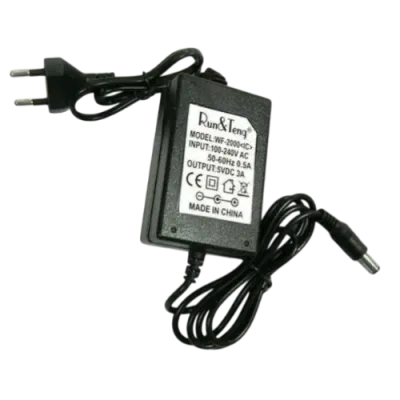 Блок живлення 5 V 3 A, 100–240 В (50/60 Гц)