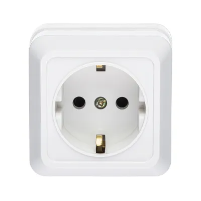 Розетка одинарная накладная - наружная с заземлением Songrui Elictronical  , 10А-220V  белая