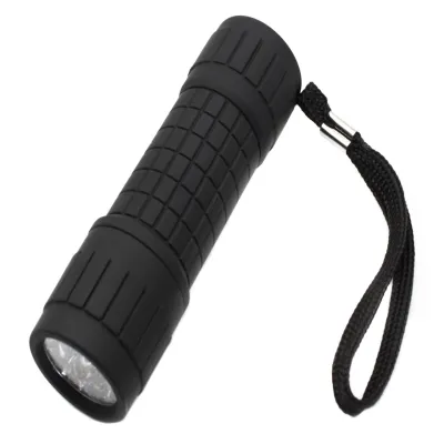 Ручной фонарь чёрный матовый уголь-1, 3хAAA ,9 LED
