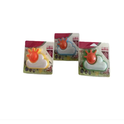 Ночник LED в розетку с выключателем 2209-5 форма Облака